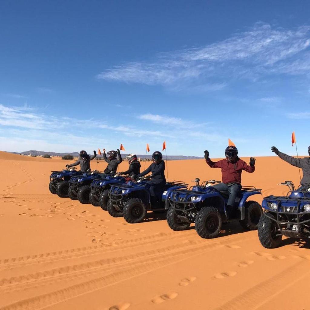Riad Les Roches Merzouga Exterior foto