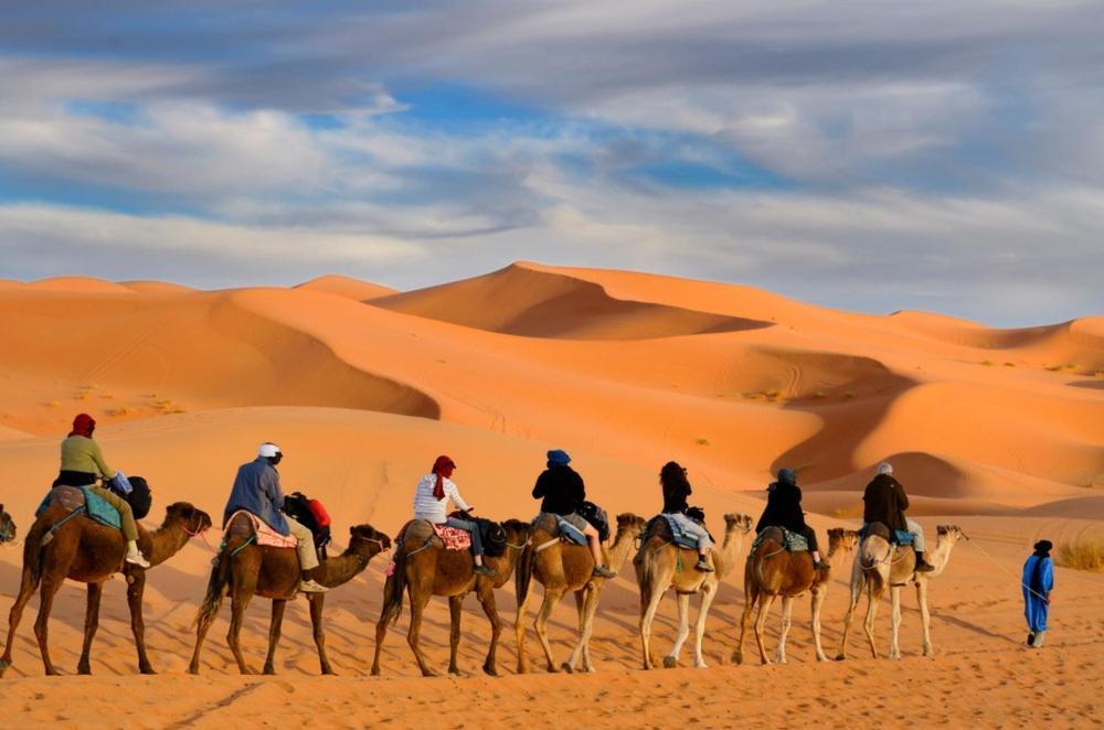 Riad Les Roches Merzouga Exterior foto