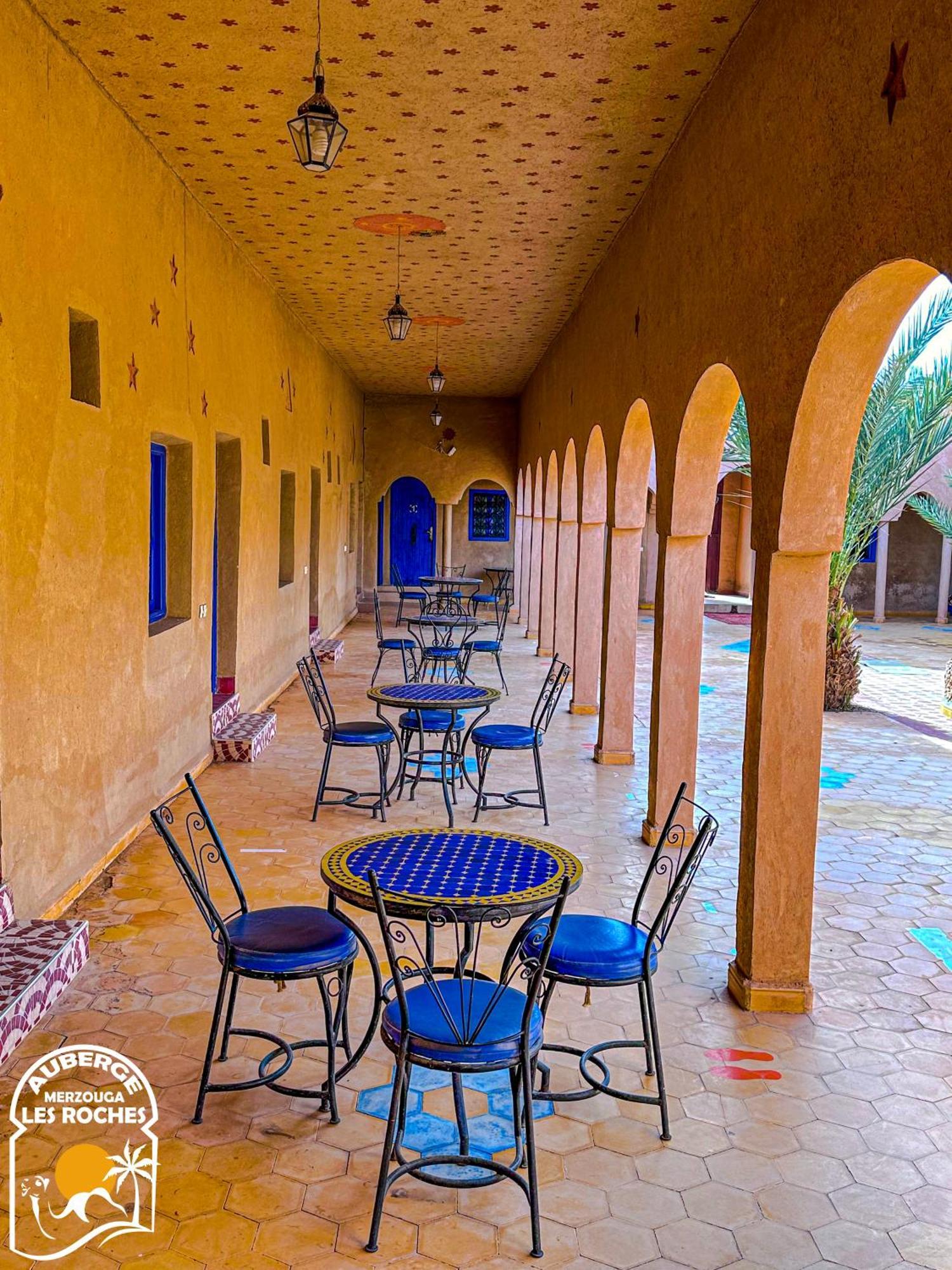 Riad Les Roches Merzouga Exterior foto